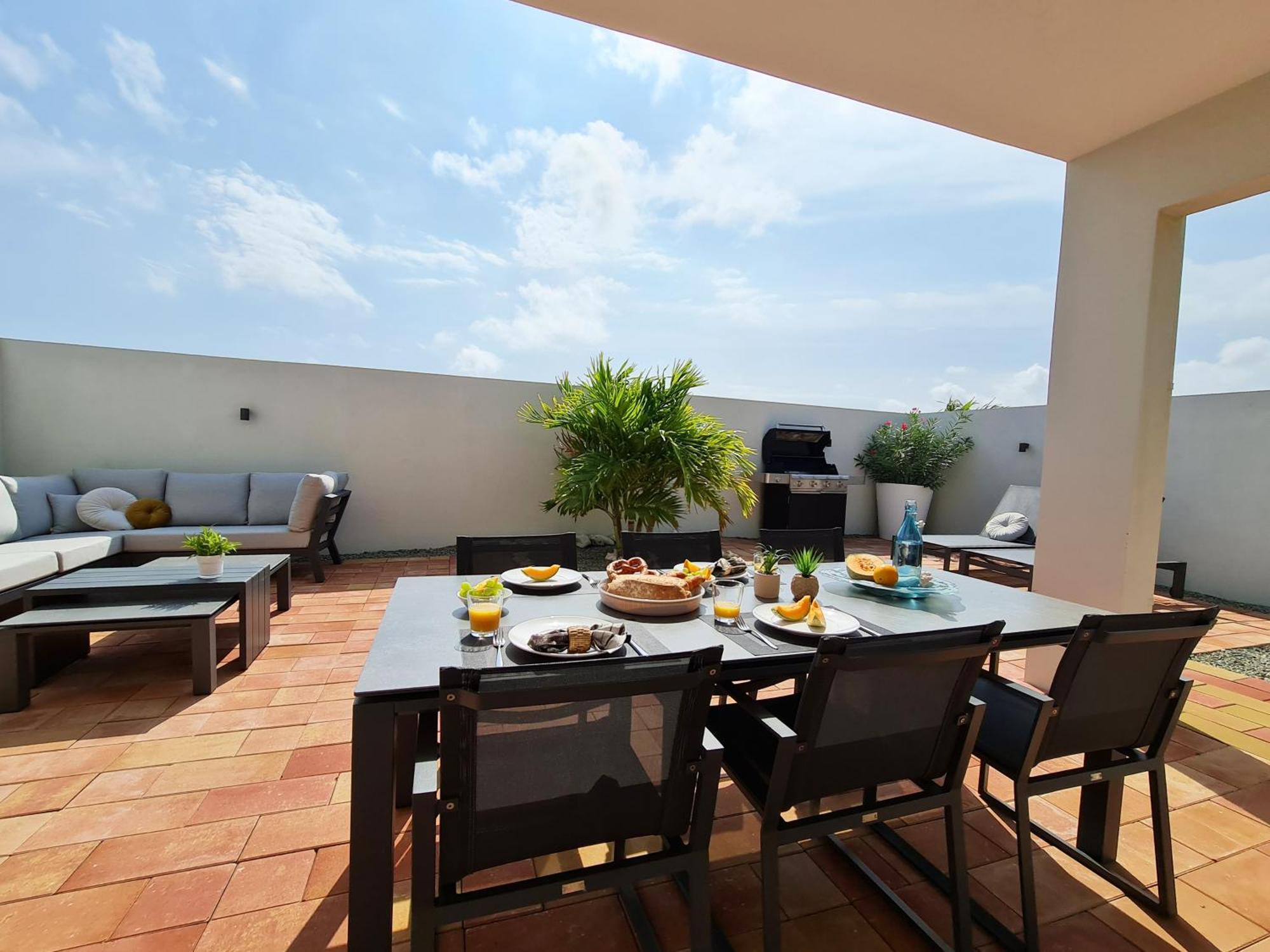 Tuscany Residence Aruba Palm Beach Exterior foto